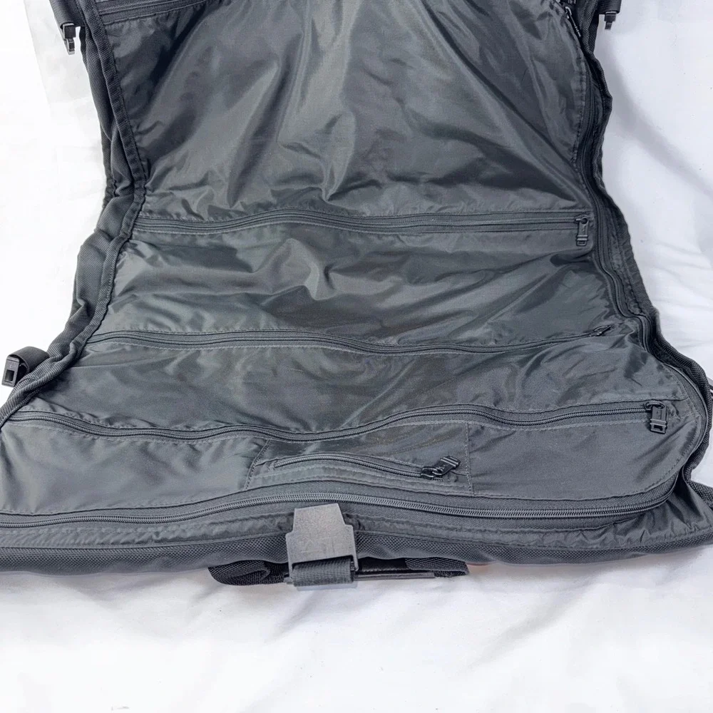 Tumi Garment‎ Bag Travel Suitcase Carry On Luggage Black With Storage Bag